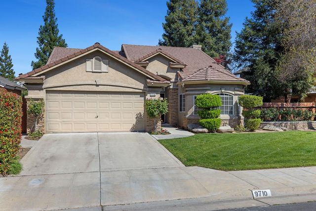 9710 N Price Avenue, Fresno, CA 93720