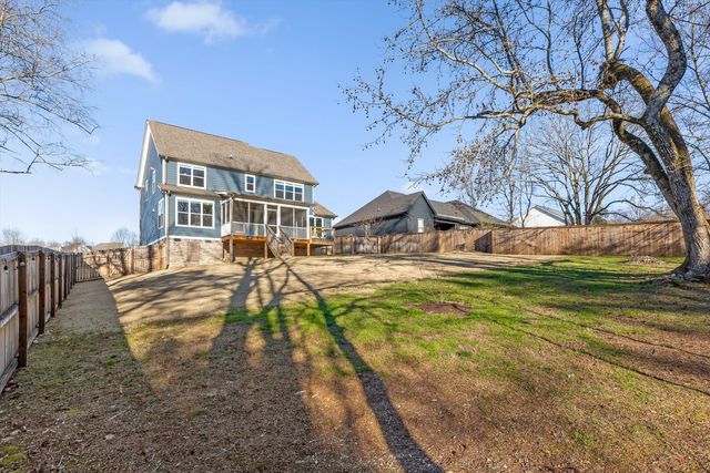 8629 Woodbury Acre Court, Harrison, TN 37341