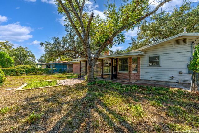 543 Freiling, San Antonio, TX 78213