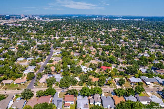 543 Freiling, San Antonio, TX 78213