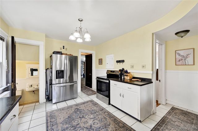 40 Jewett Parkway, Buffalo, NY 14214