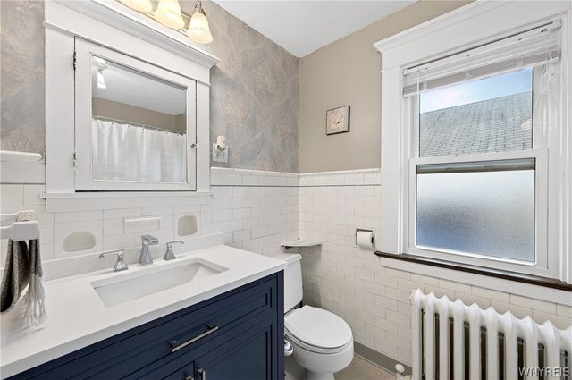 40 Jewett Parkway, Buffalo, NY 14214