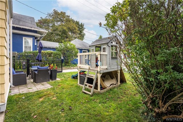 40 Jewett Parkway, Buffalo, NY 14214