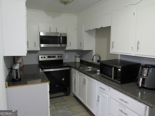 1239 Hillridge Drive, Macon, GA 31206