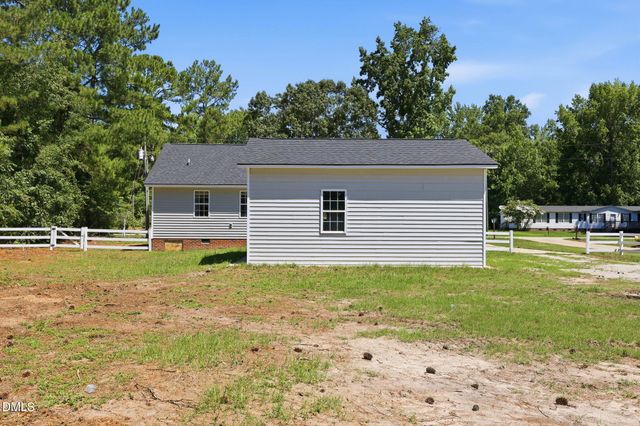 1900 Horseshoe Bend Road, Erwin, NC 28339