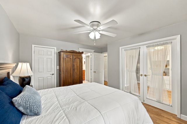 4955 Kimball Hill Drive C2, Rolling Meadows, IL 60008