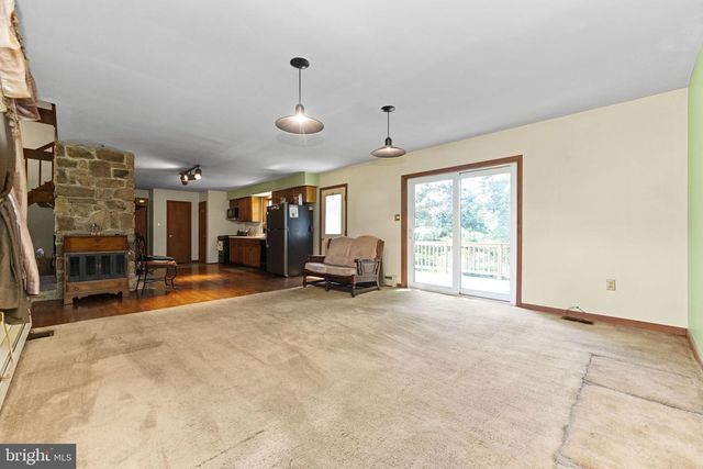 152 NEAL RD, Coatesville, PA 19320