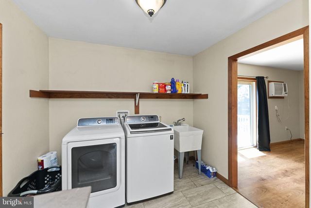 152 NEAL RD, Coatesville, PA 19320