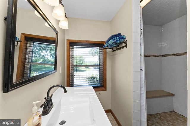 152 NEAL RD, Coatesville, PA 19320