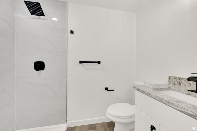 2054 W MARK ST, Layton, UT 84041