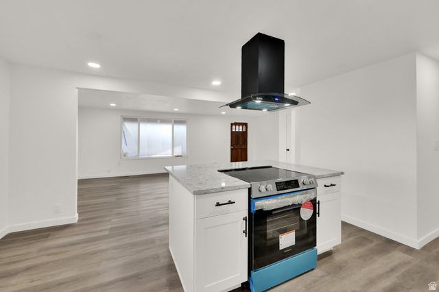 2054 W MARK ST, Layton, UT 84041