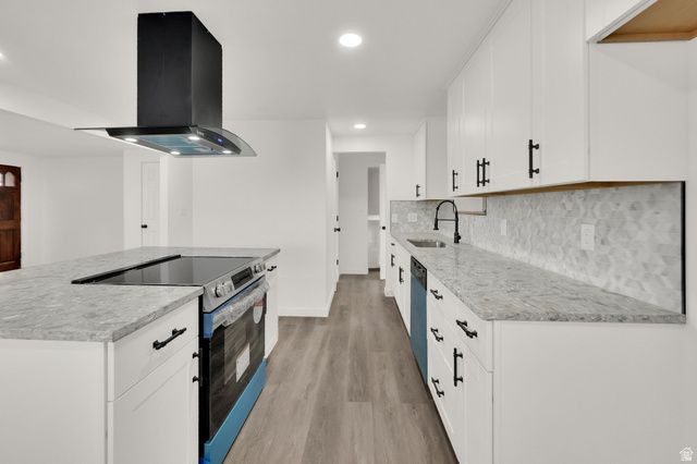 2054 W MARK ST, Layton, UT 84041