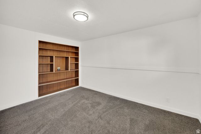2054 W MARK ST, Layton, UT 84041