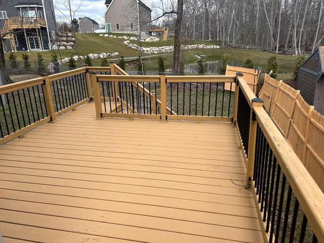 88 Pinehurst Ave, Brockton, MA 02302