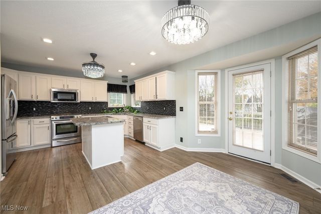 5114 Bayside Lake Boulevard, Stow, OH 44224