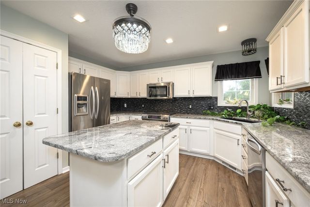 5114 Bayside Lake Boulevard, Stow, OH 44224