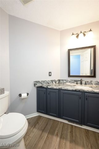 5114 Bayside Lake Boulevard, Stow, OH 44224