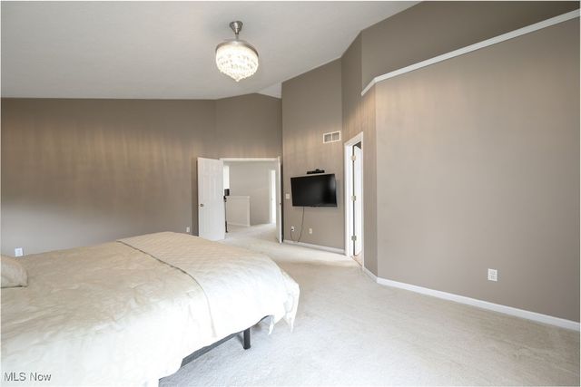 5114 Bayside Lake Boulevard, Stow, OH 44224