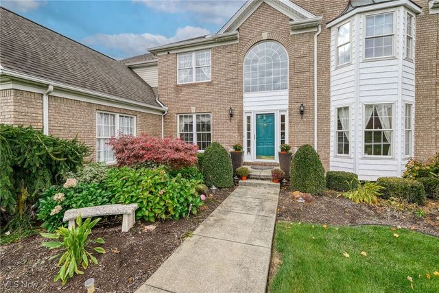 5114 Bayside Lake Boulevard, Stow, OH 44224