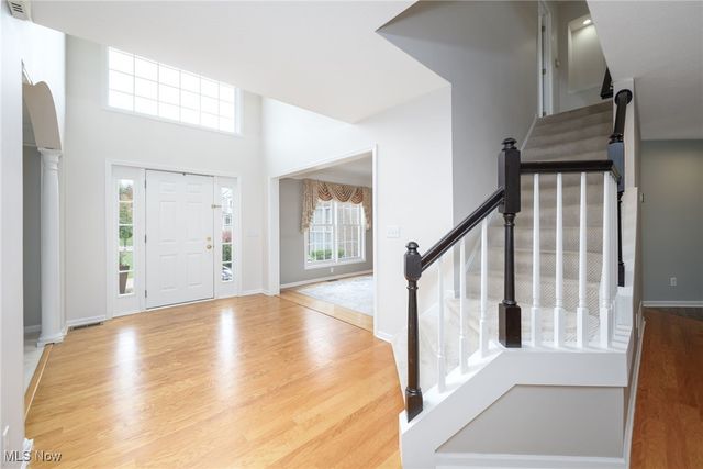 5114 Bayside Lake Boulevard, Stow, OH 44224