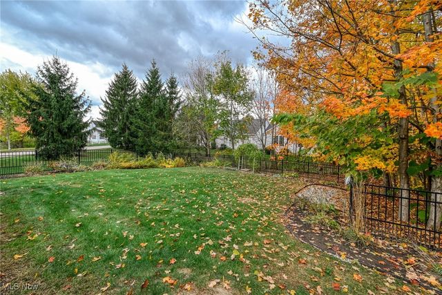 5114 Bayside Lake Boulevard, Stow, OH 44224