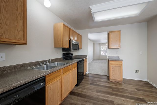 7935 Morning Grv, Converse, TX 78109