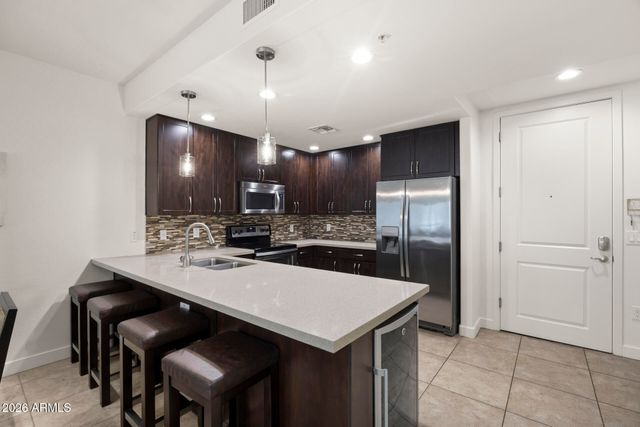 5450 E DEER VALLEY Drive 2189, Phoenix, AZ 85054