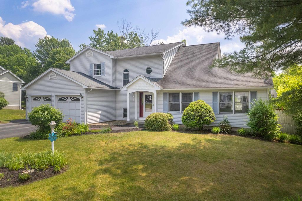 6 Moonbrook Drive, Rutland City, VT 05701
