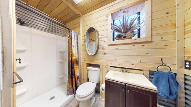 141 NE County Road 2021, Talco, TX 75487