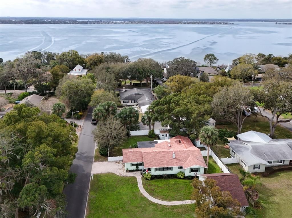 580 PAGE LANE, Mount Dora, FL 32757