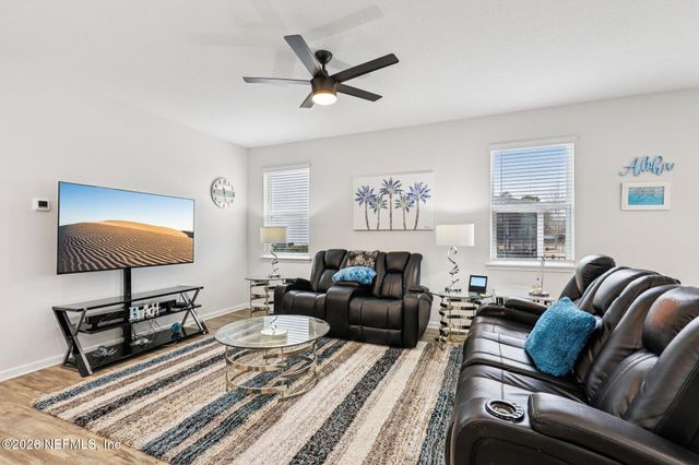 2003 AMBERLY Drive, Middleburg, FL 32068