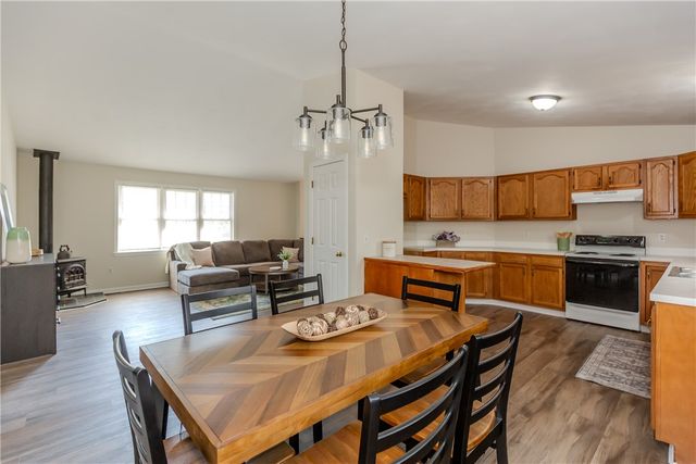 136 Hope Hill Terrace, Cranston, RI 02921