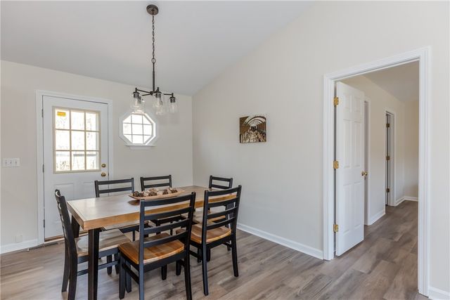 136 Hope Hill Terrace, Cranston, RI 02921