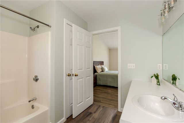 136 Hope Hill Terrace, Cranston, RI 02921