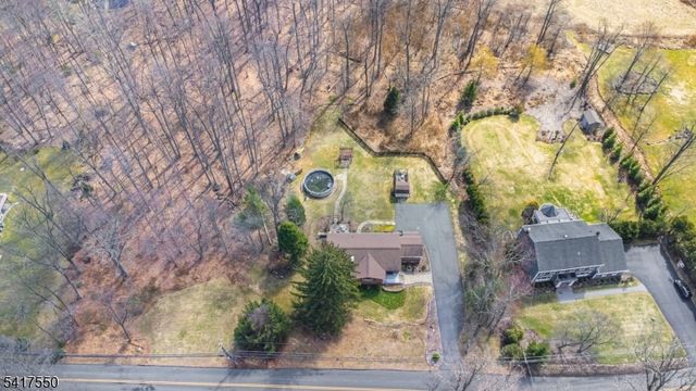 42 Everdale Rd, Randolph Twp., NJ 07869
