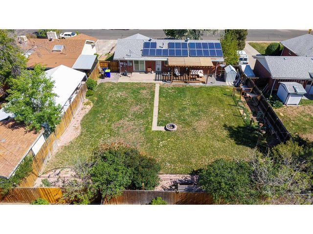 11520 E 2nd Ave, Aurora, CO 80010