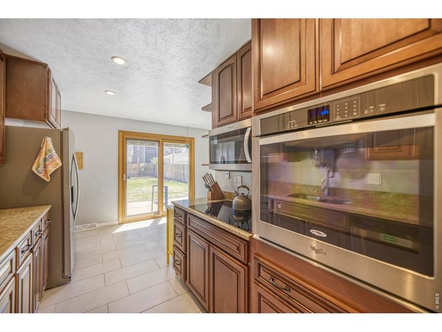 11520 E 2nd Ave, Aurora, CO 80010