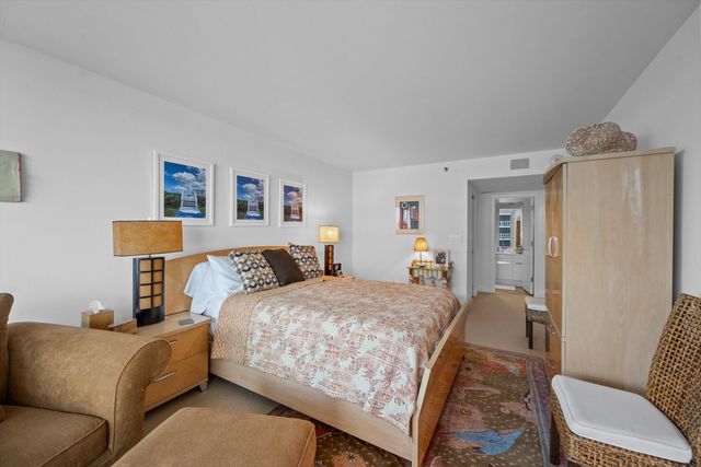 3170 S Ocean Boulevard 305s, Palm Beach, FL 33480
