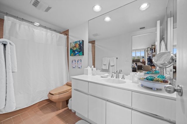 3170 S Ocean Boulevard 305s, Palm Beach, FL 33480