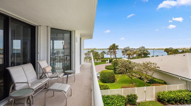3170 S Ocean Boulevard 305s, Palm Beach, FL 33480
