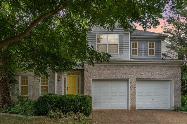 3027 Farmville Cir, Spring Hill, TN 37174