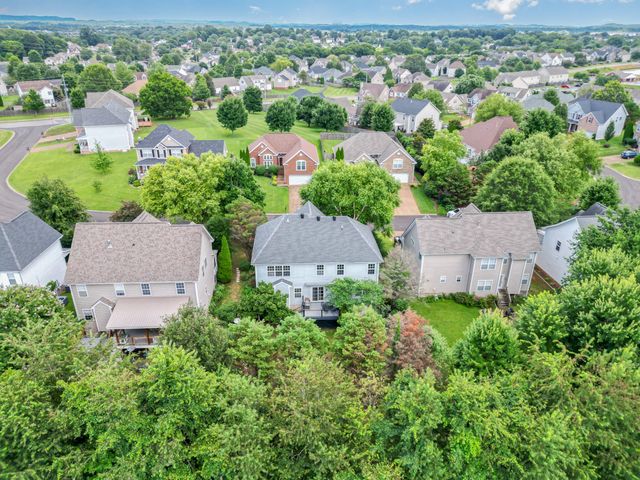 3027 Farmville Cir, Spring Hill, TN 37174