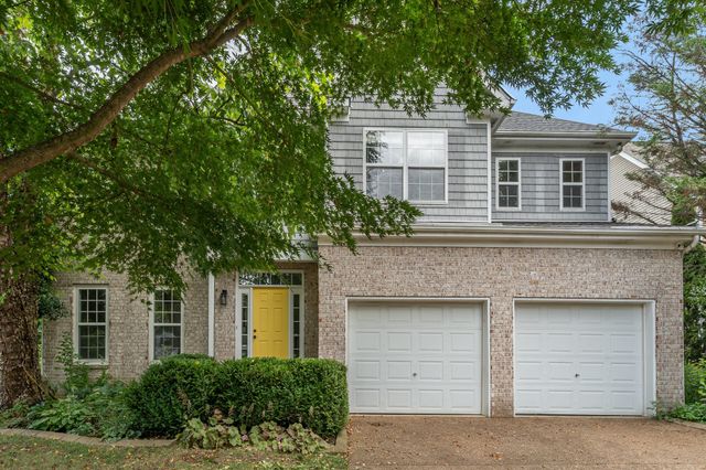 3027 Farmville Cir, Spring Hill, TN 37174