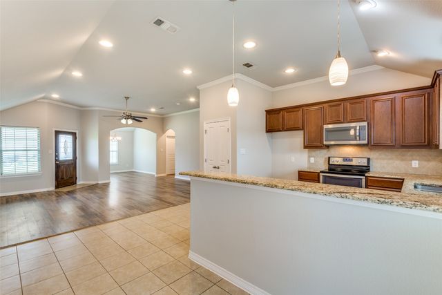 272 Irick Court, Aubrey, TX 76227