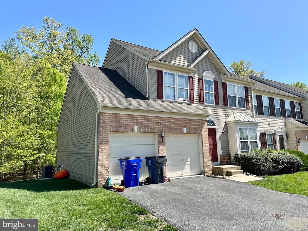 Image 2 of property listing at 5017 WOODS LINE DR #9, Aberdeen, MD 21001