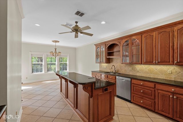 39 Victorias Drive, Bossier City, LA 71111