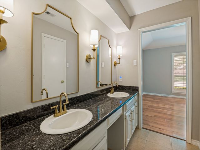 409 Pebblecreek Drive, Garland, TX 75040