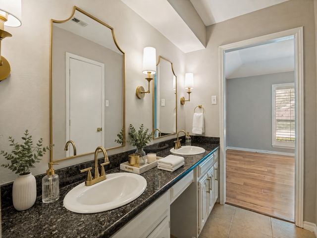 409 Pebblecreek Drive, Garland, TX 75040