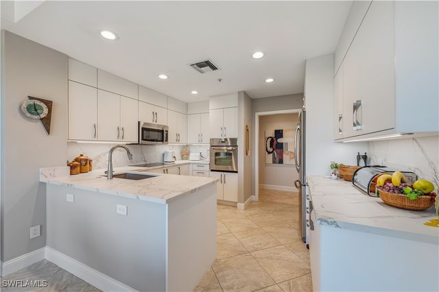 4751 BONITA BAY BLVD 605, Bonita Springs, FL 34134