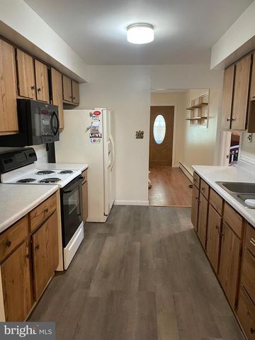 2 COOSA TRL, Browns Mills, NJ 08015